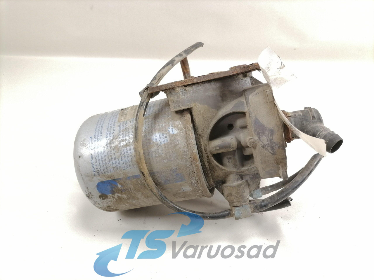 MAN Air dryer K017711 - Valvul frenave për Kamioni: foto 2 MAN Air dryer K017711 - Valvul frenave për Kamioni: foto 2