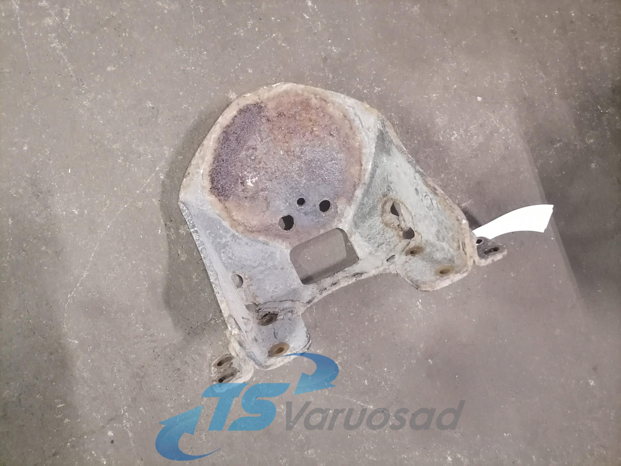 MAN Air spring bracket 81354405016 - Pezullimi i ajrit për Kamioni: foto 1 MAN Air spring bracket 81354405016 - Pezullimi i ajrit për Kamioni: foto 1