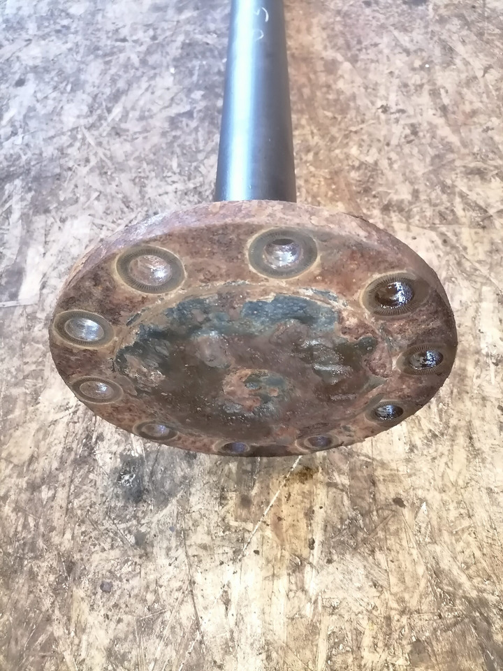 MAN Drive shaft 81355020184 - Boshti i transmisionit për Kamioni: foto 4 MAN Drive shaft 81355020184 - Boshti i transmisionit për Kamioni: foto 4