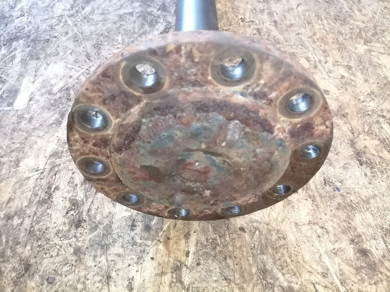 MAN Drive shaft 81355020184 - Boshti i transmisionit për Kamioni: foto 4 MAN Drive shaft 81355020184 - Boshti i transmisionit për Kamioni: foto 4