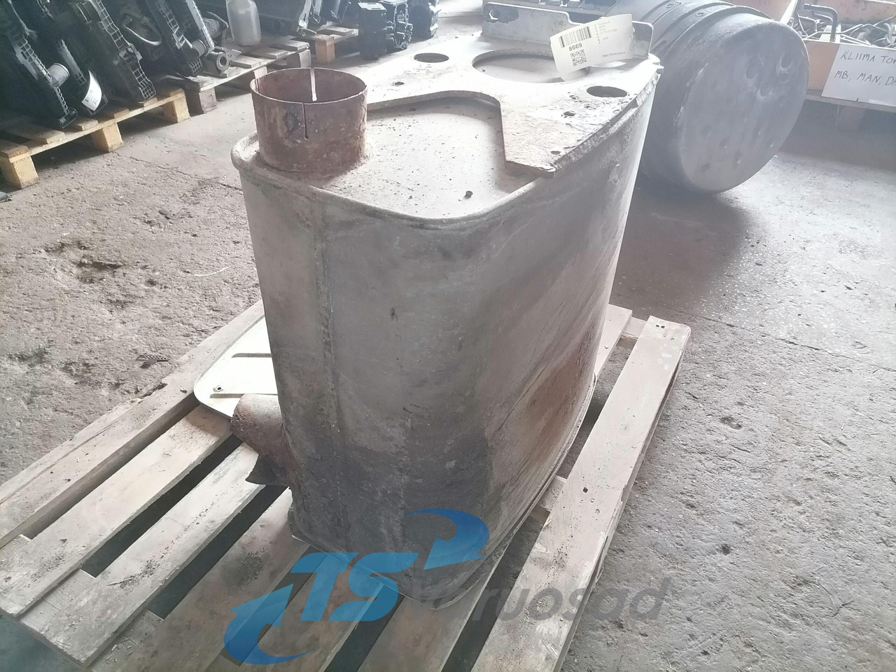 MAN Muffler 81151010346 - Zhurmëmbytësi për Kamioni: foto 5 MAN Muffler 81151010346 - Zhurmëmbytësi për Kamioni: foto 5