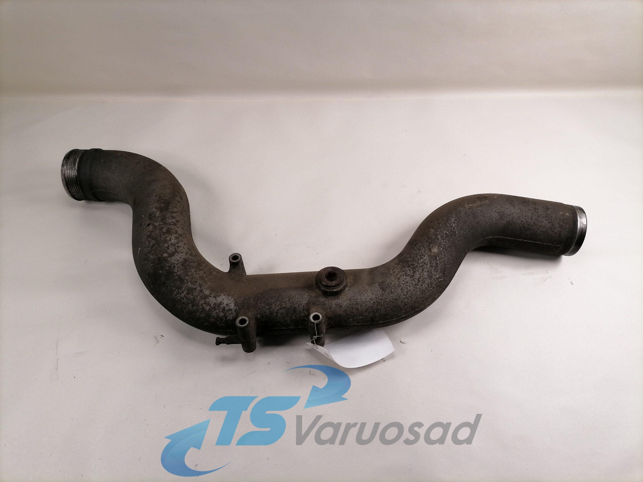 MAN intercooler pipe 51094113442 - Ftohësi i ndërmjetëm për Kamioni: foto 2 MAN intercooler pipe 51094113442 - Ftohësi i ndërmjetëm për Kamioni: foto 2