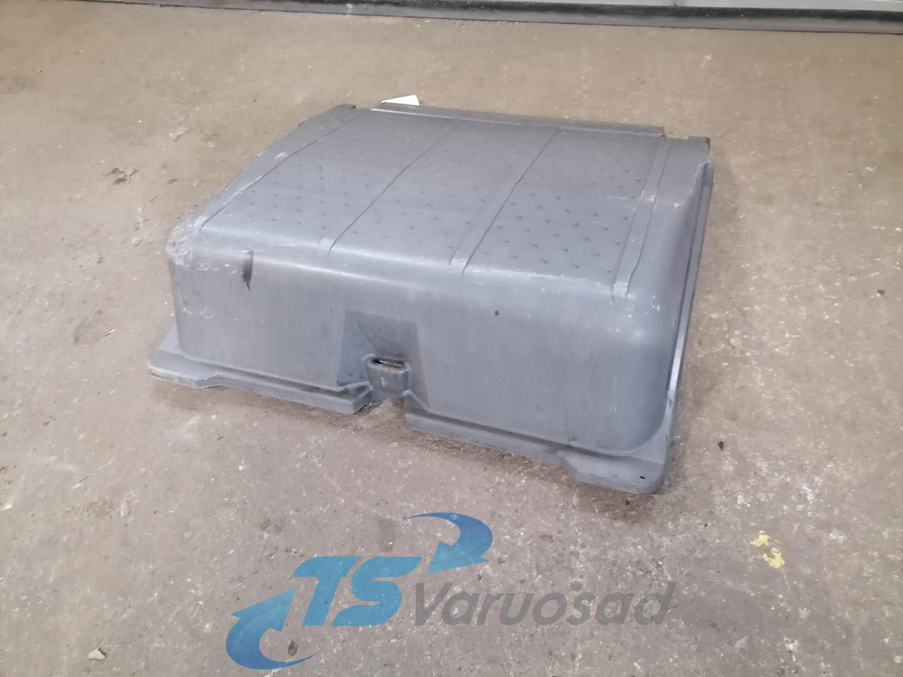 Mercedes-Benz Battery cover A9415410103 - Bateria për Kamioni: foto 1 Mercedes-Benz Battery cover A9415410103 - Bateria për Kamioni: foto 1