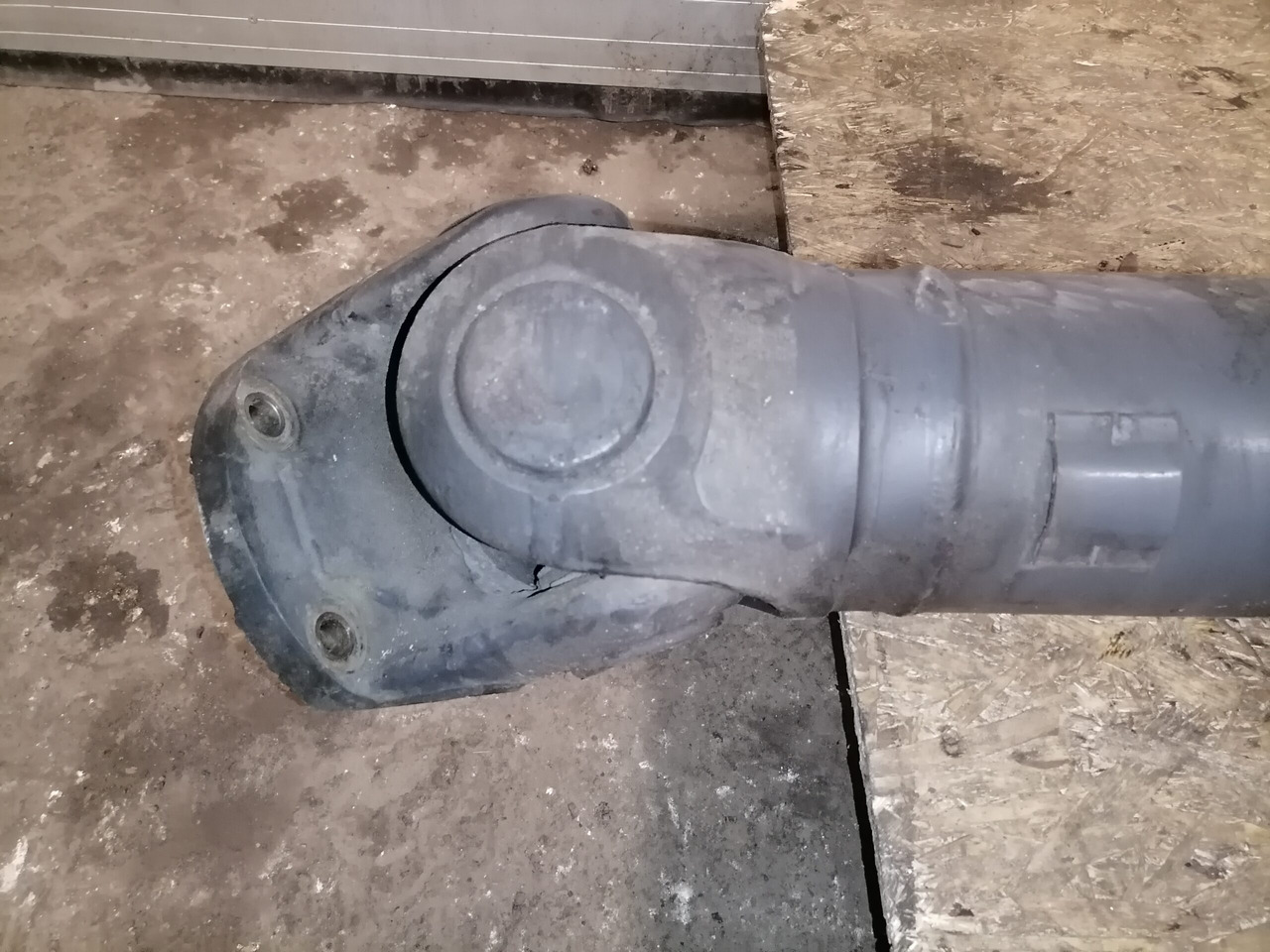 Mercedes-Benz Propeller shaft A6594100101 - Bosht kardanike për Kamioni: foto 4 Mercedes-Benz Propeller shaft A6594100101 - Bosht kardanike për Kamioni: foto 4