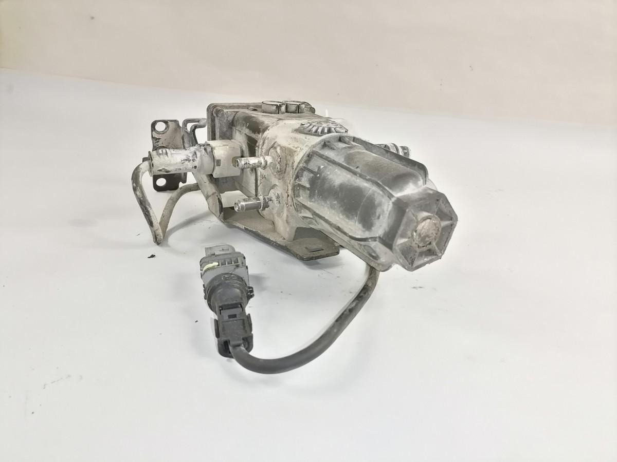 Scania ADBlue pump 2963717 - Sistemi i karburantit për Kamioni: foto 4 Scania ADBlue pump 2963717 - Sistemi i karburantit për Kamioni: foto 4