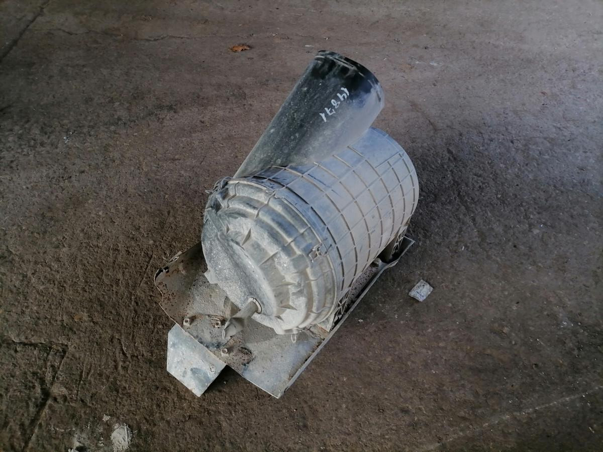 Scania Air filter housing 1387545 - Sistemi i marrjes së ajrit për Kamioni: foto 4 Scania Air filter housing 1387545 - Sistemi i marrjes së ajrit për Kamioni: foto 4