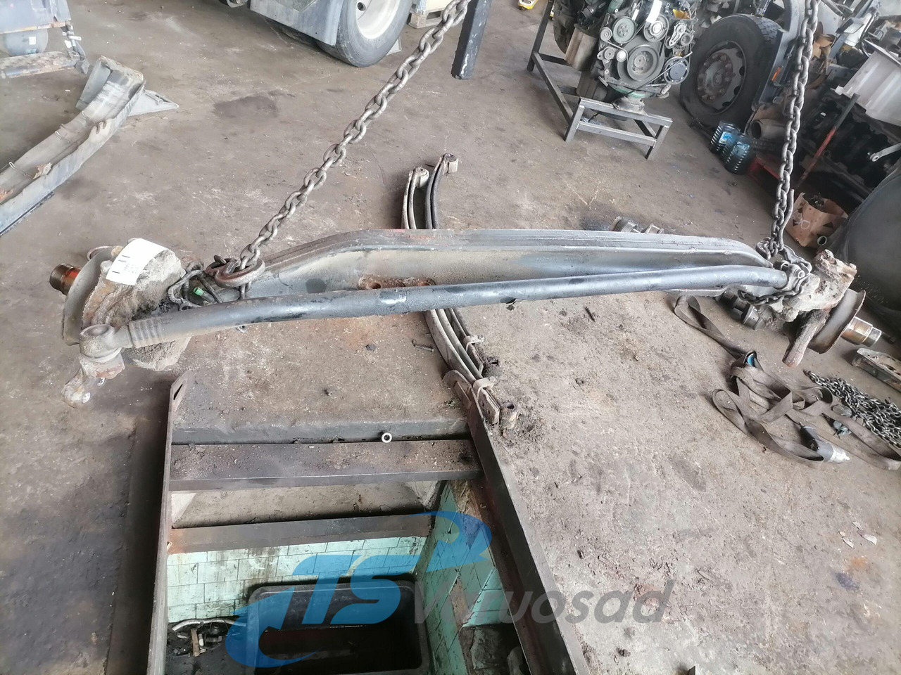 Scania Axel housing 1394399 - Aksi i përparmë për Kamioni: foto 2 Scania Axel housing 1394399 - Aksi i përparmë për Kamioni: foto 2