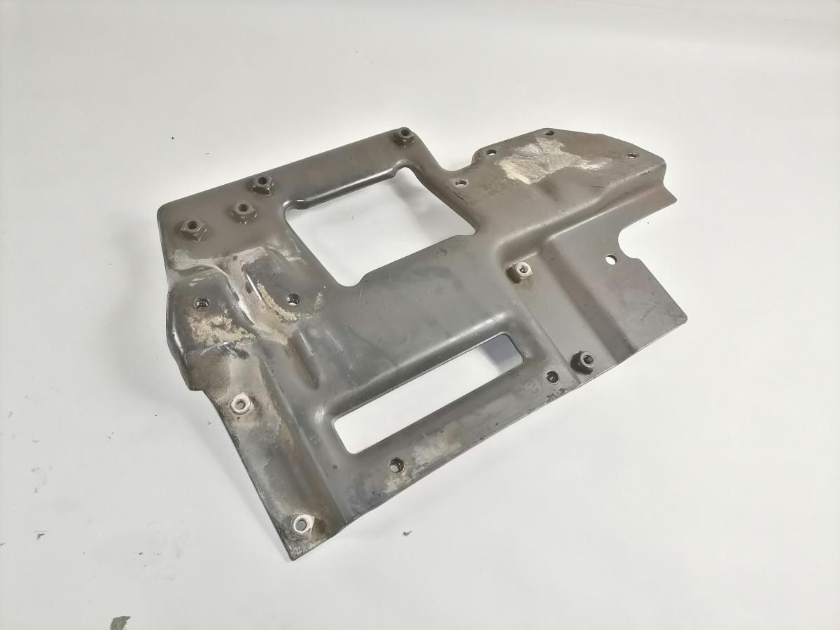 Scania Bumper bracket 1915256 - Parakolp për Kamioni: foto 2 Scania Bumper bracket 1915256 - Parakolp për Kamioni: foto 2