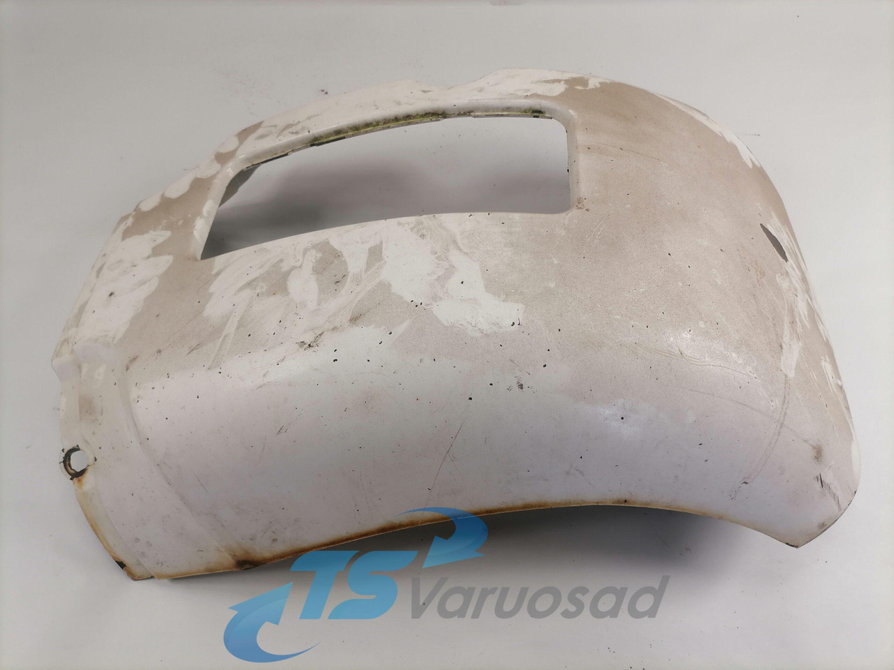 Scania Bumper cover 1324597 - Qoshja e parakolpit për Kamioni: foto 2 Scania Bumper cover 1324597 - Qoshja e parakolpit për Kamioni: foto 2