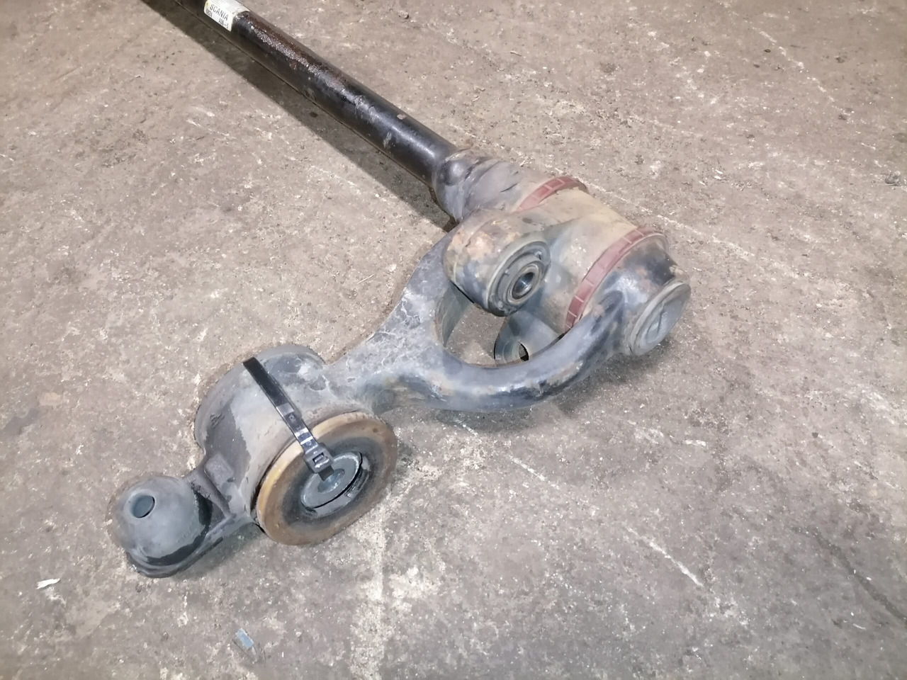 Scania Cab anti-roll bar 1788227 - Suspension i kabinës për Kamioni: foto 3 Scania Cab anti-roll bar 1788227 - Suspension i kabinës për Kamioni: foto 3