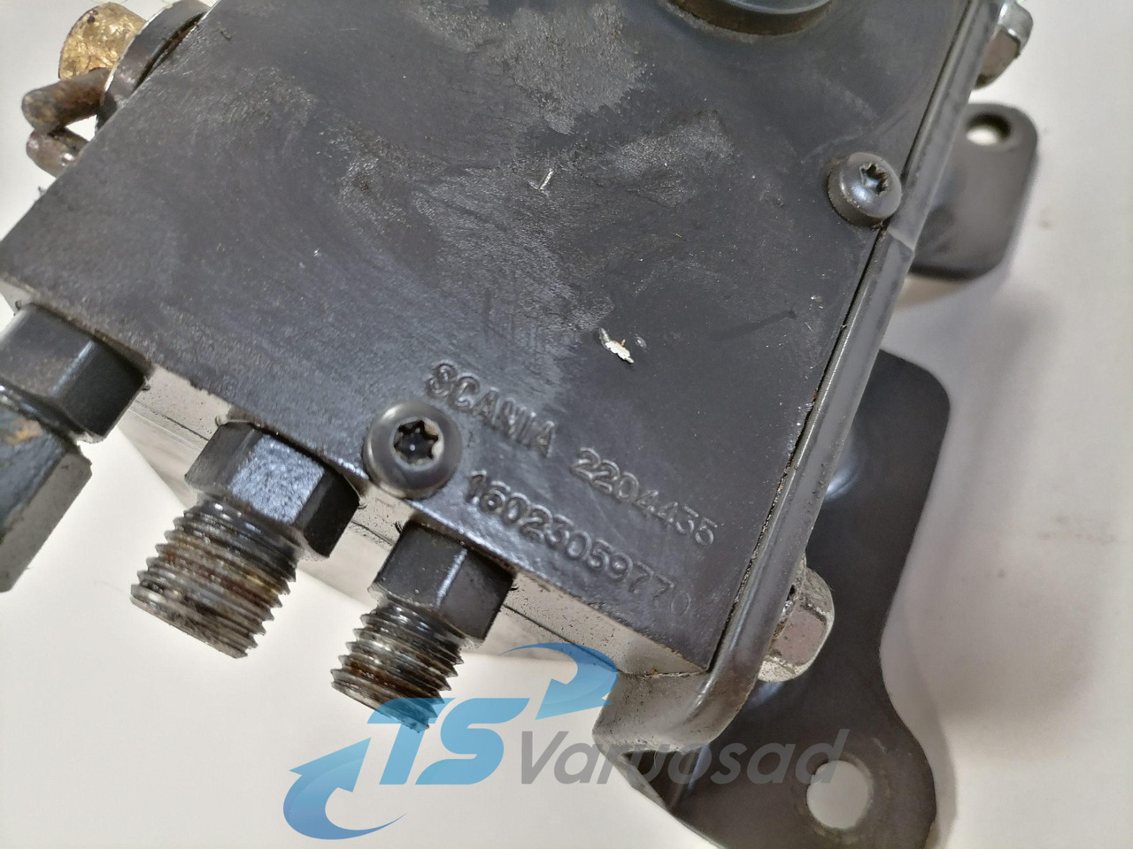 Scania Cab tilting pump 2204435 - Suspension i kabinës për Kamioni: foto 5 Scania Cab tilting pump 2204435 - Suspension i kabinës për Kamioni: foto 5