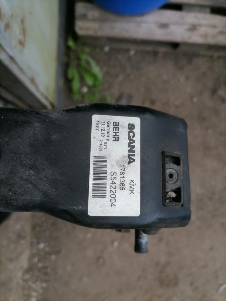 Radiatori për Kamioni Scania Cooling radiator 1781365: foto 6
