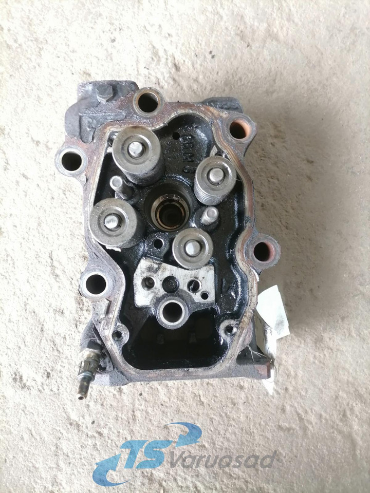 Scania Cylinder head 1750995 - Koka e cilindrit për Kamioni: foto 2 Scania Cylinder head 1750995 - Koka e cilindrit për Kamioni: foto 2