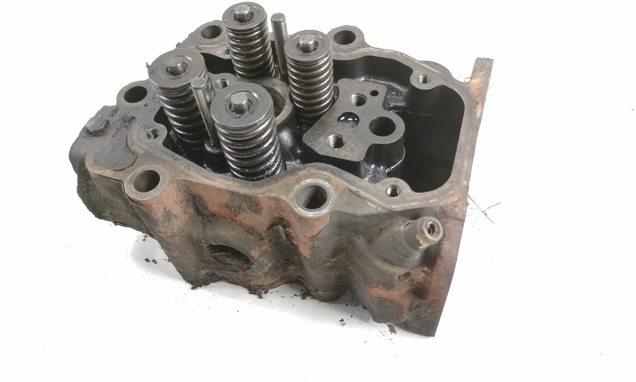Scania Cylinder head, HPI 1804716 - Koka e cilindrit për Kamioni: foto 1 Scania Cylinder head, HPI 1804716 - Koka e cilindrit për Kamioni: foto 1