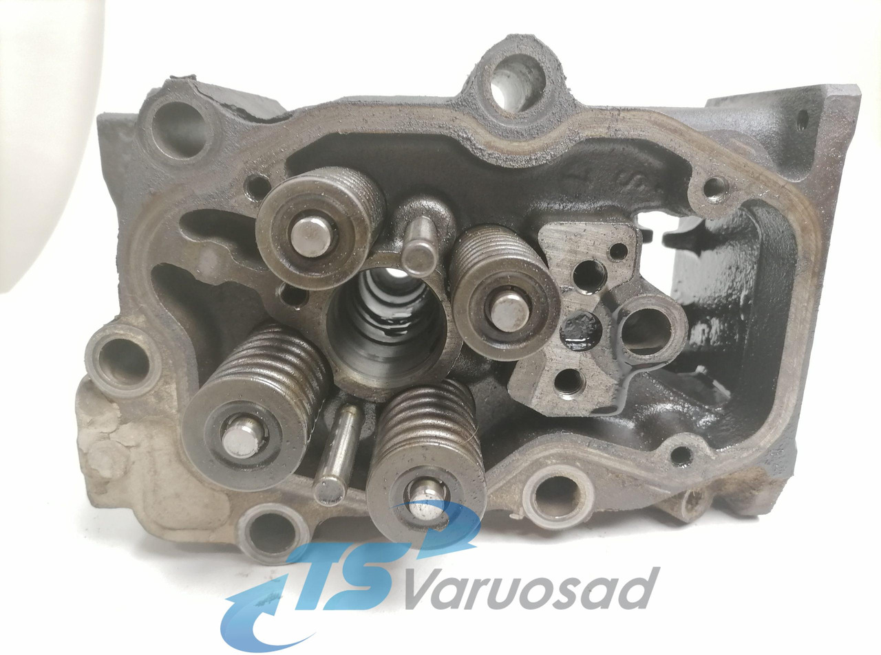 Scania Cylinder head, HPI 1804716 - Koka e cilindrit për Kamioni: foto 2 Scania Cylinder head, HPI 1804716 - Koka e cilindrit për Kamioni: foto 2