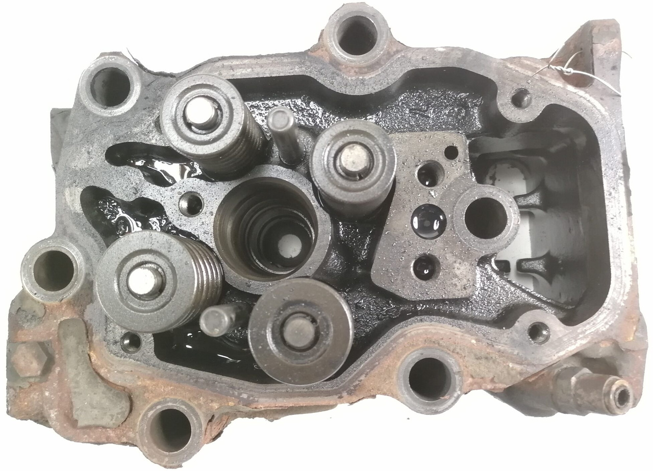 Scania Cylinder head, HPI 1804716 - Koka e cilindrit për Kamioni: foto 3 Scania Cylinder head, HPI 1804716 - Koka e cilindrit për Kamioni: foto 3