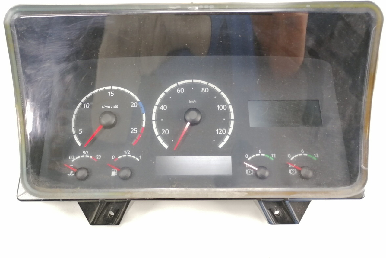 Scania Dashboard 1763551 - Paneli i aparateve për Kamioni: foto 2 Scania Dashboard 1763551 - Paneli i aparateve për Kamioni: foto 2