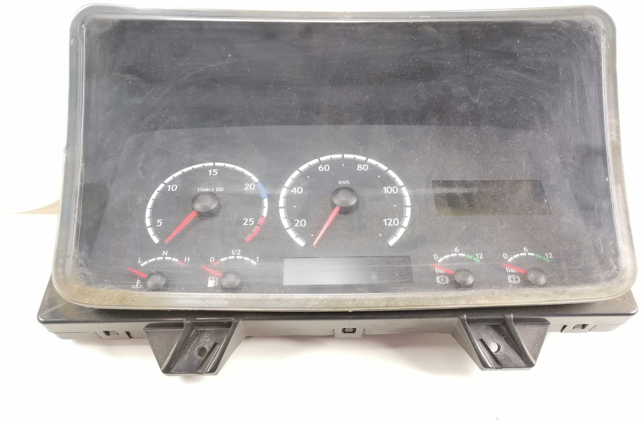 Scania Dashboard 1765222 - Paneli i aparateve për Kamioni: foto 2 Scania Dashboard 1765222 - Paneli i aparateve për Kamioni: foto 2