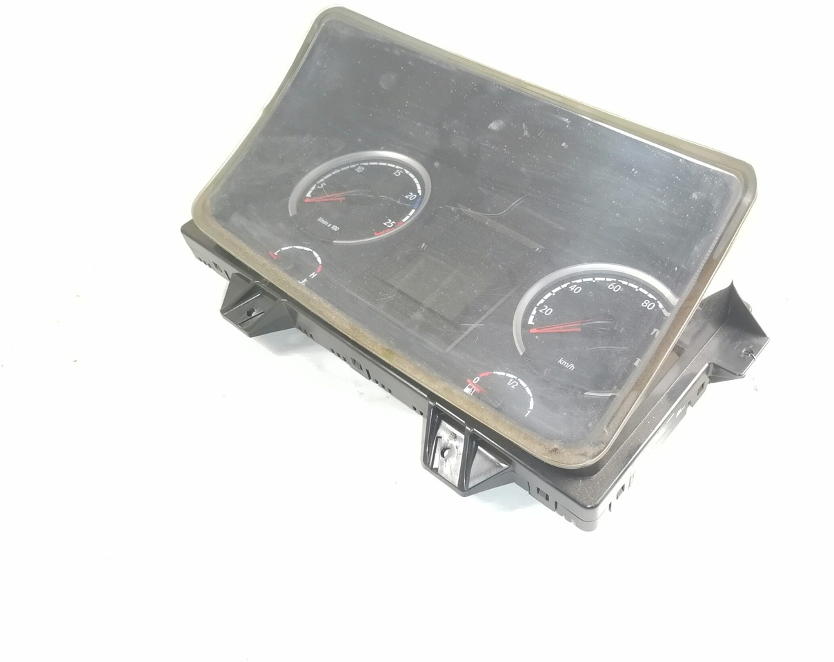 Scania Dashboard 1946411 - Paneli i aparateve për Kamioni: foto 1 Scania Dashboard 1946411 - Paneli i aparateve për Kamioni: foto 1