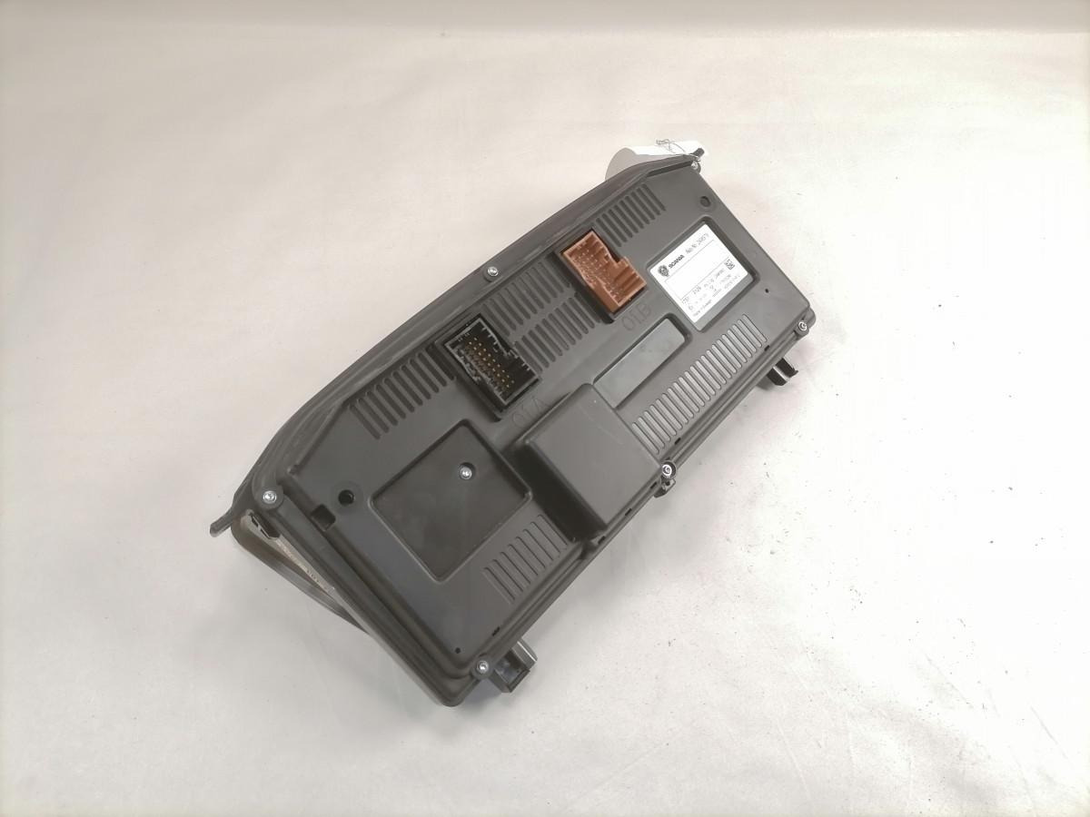 Scania Dashboard 2496979 - Paneli i aparateve për Kamioni: foto 4 Scania Dashboard 2496979 - Paneli i aparateve për Kamioni: foto 4