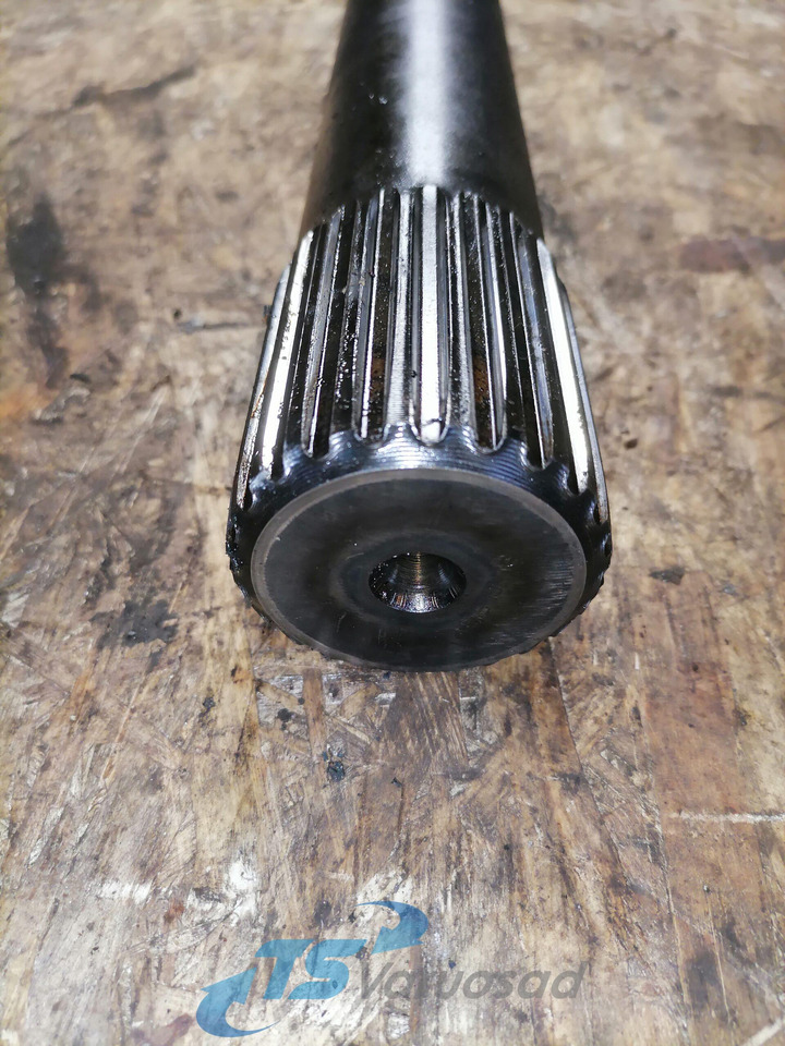 Scania Drive shaft 1315681 - Boshti i transmisionit për Kamioni: foto 3 Scania Drive shaft 1315681 - Boshti i transmisionit për Kamioni: foto 3