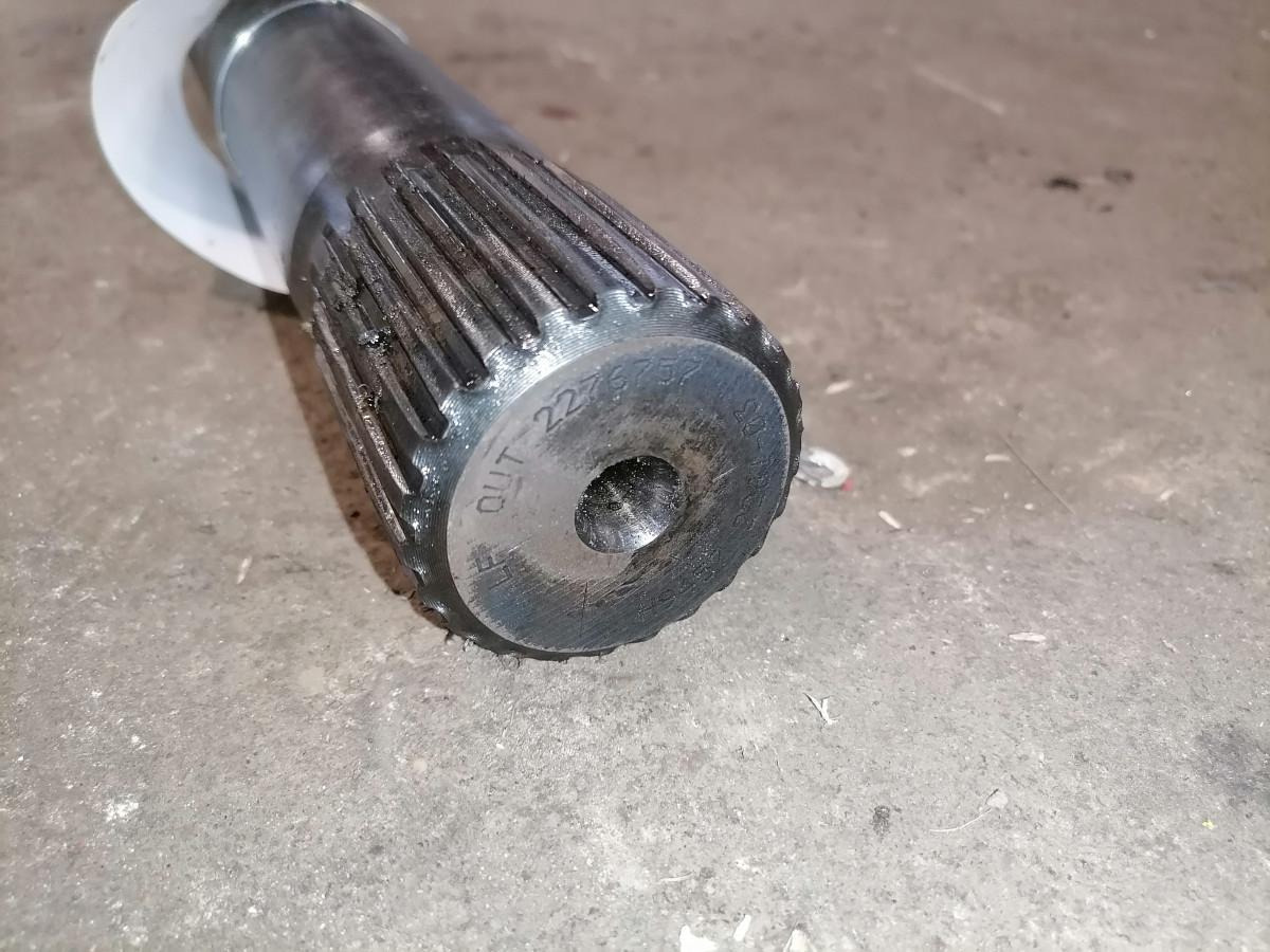 Scania Drive shaft 2276757 - Boshti i transmisionit për Kamioni: foto 4 Scania Drive shaft 2276757 - Boshti i transmisionit për Kamioni: foto 4