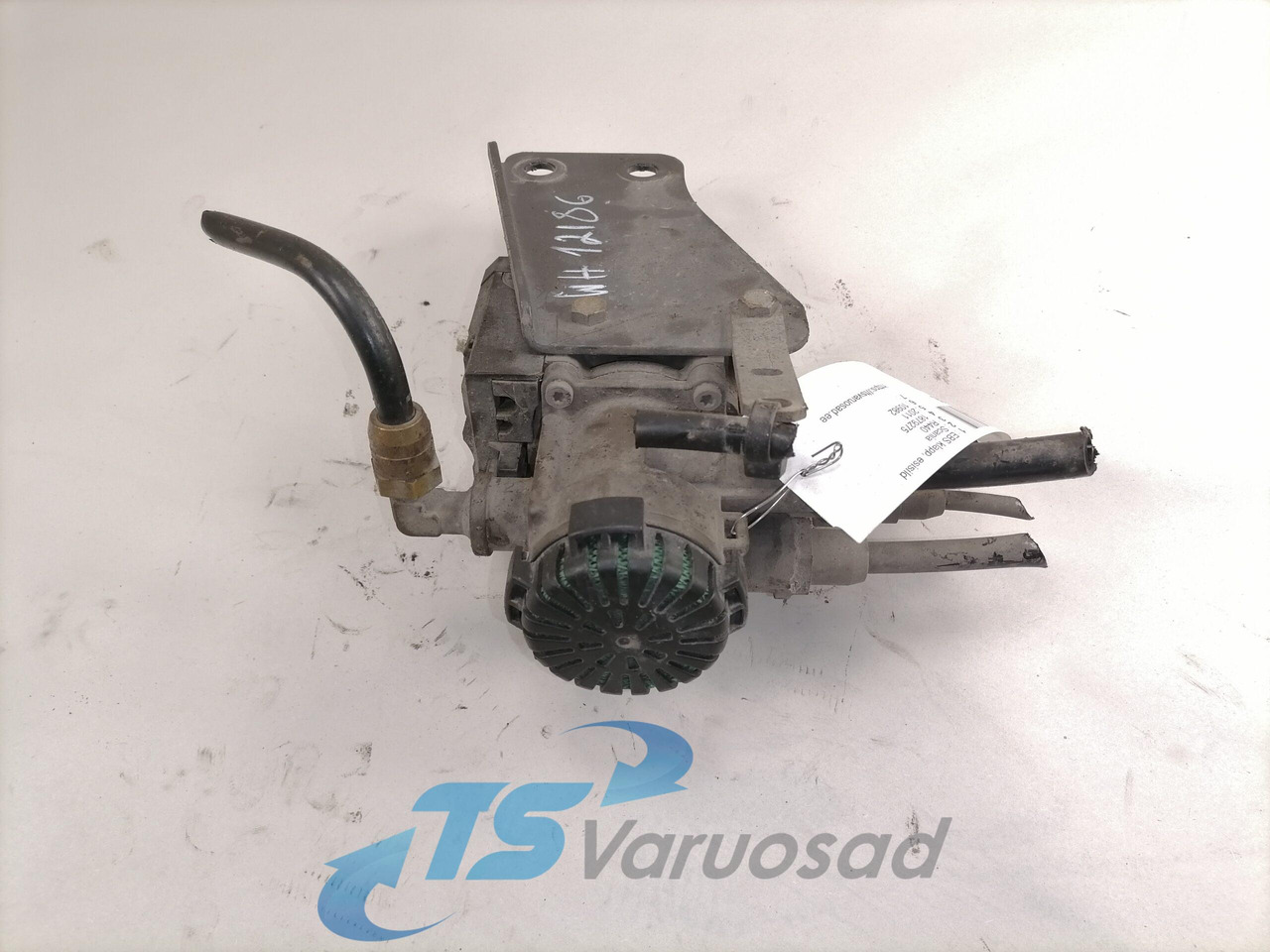 Scania EBS brake valve 1879275 - Valvul frenave për Kamioni: foto 2 Scania EBS brake valve 1879275 - Valvul frenave për Kamioni: foto 2