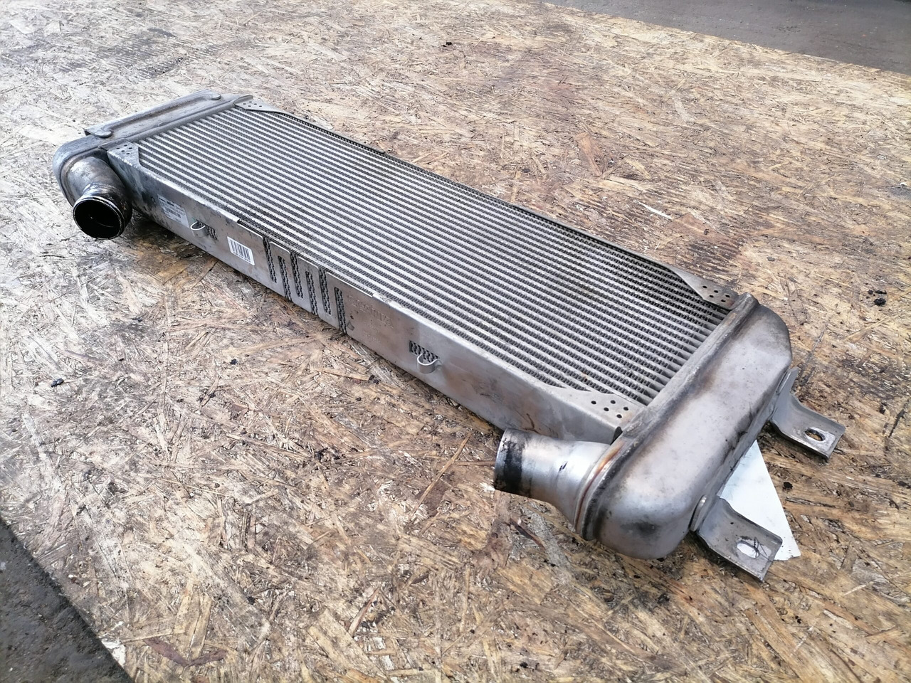 Scania EGR radiator 1785348 - Ftohës EGR për Kamioni: foto 2 Scania EGR radiator 1785348 - Ftohës EGR për Kamioni: foto 2