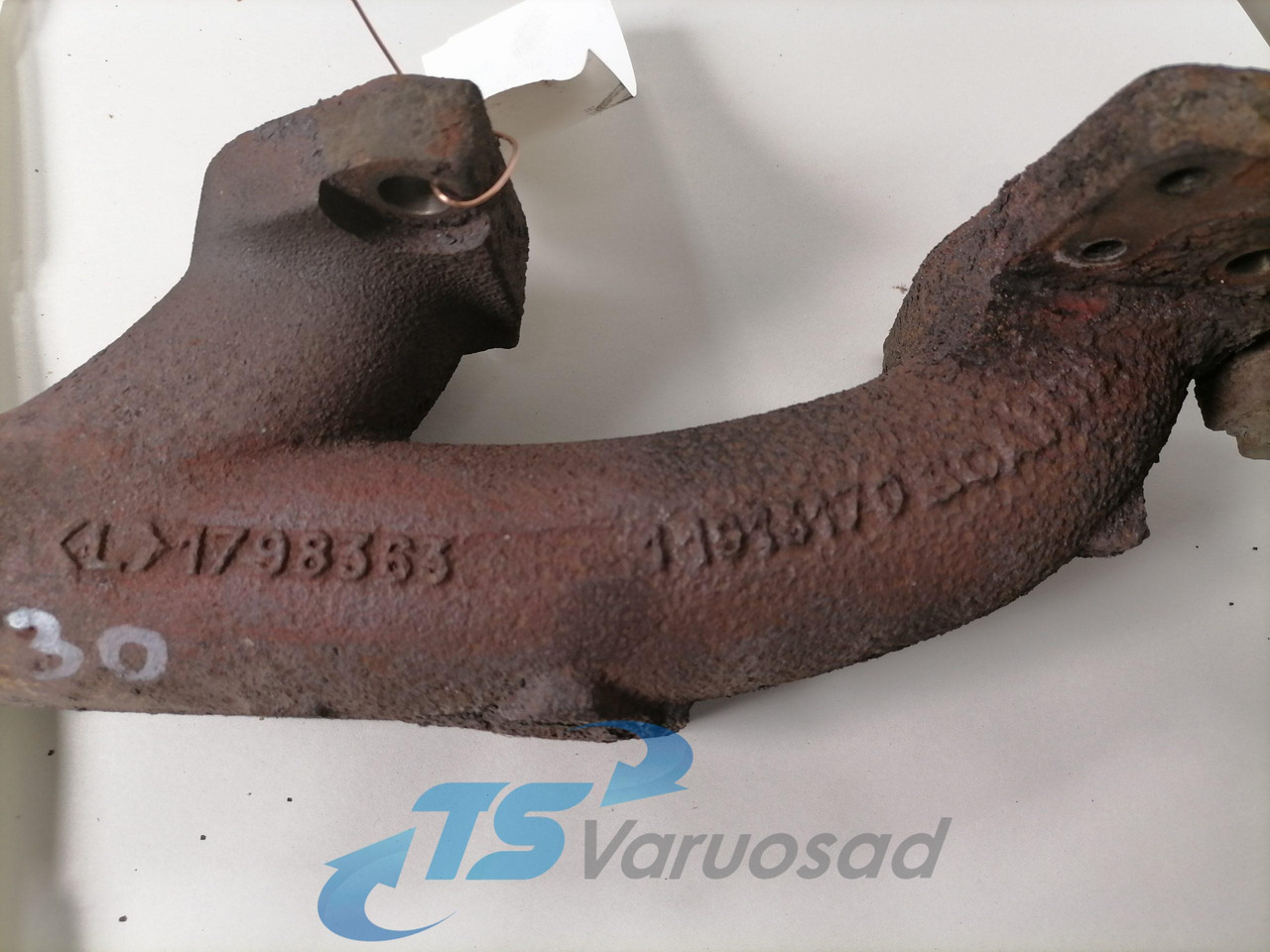 Scania Exhaust mainfold 1798363 - Kolektori i shkarkimit për Kamioni: foto 5 Scania Exhaust mainfold 1798363 - Kolektori i shkarkimit për Kamioni: foto 5