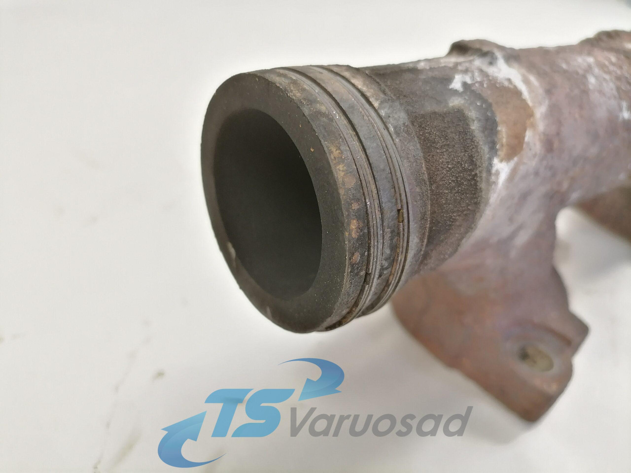 Scania Exhaust mainfold 2070198 - Kolektori i shkarkimit për Kamioni: foto 4 Scania Exhaust mainfold 2070198 - Kolektori i shkarkimit për Kamioni: foto 4