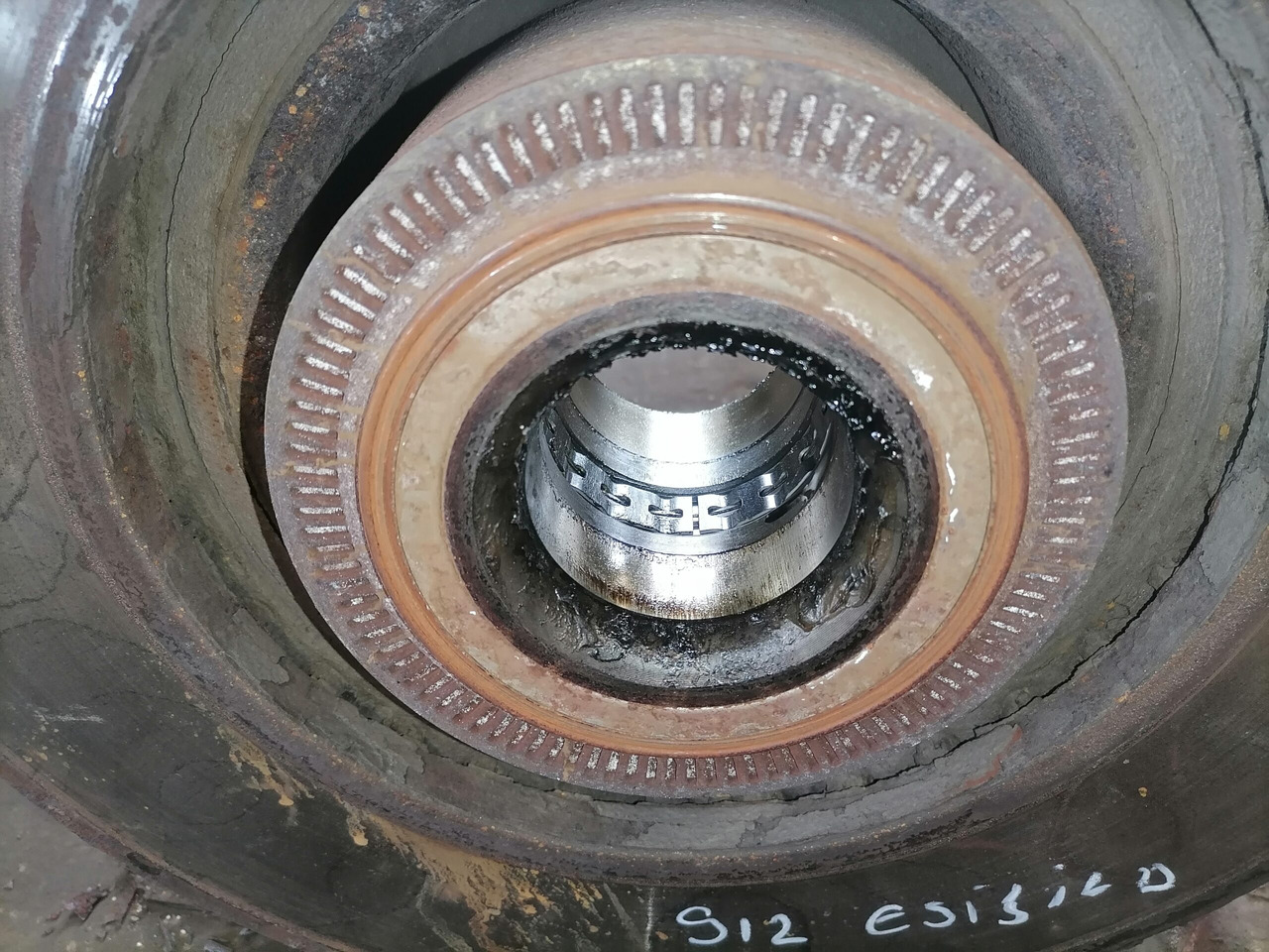 Scania Front hub 2603321 - Bucelë rrote për Kamioni: foto 4 Scania Front hub 2603321 - Bucelë rrote për Kamioni: foto 4