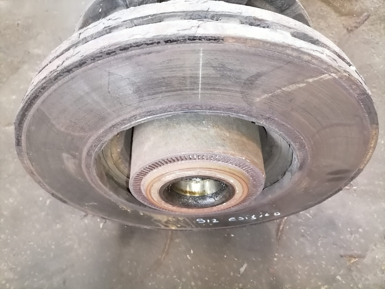 Scania Front hub 2603321 - Bucelë rrote për Kamioni: foto 3 Scania Front hub 2603321 - Bucelë rrote për Kamioni: foto 3