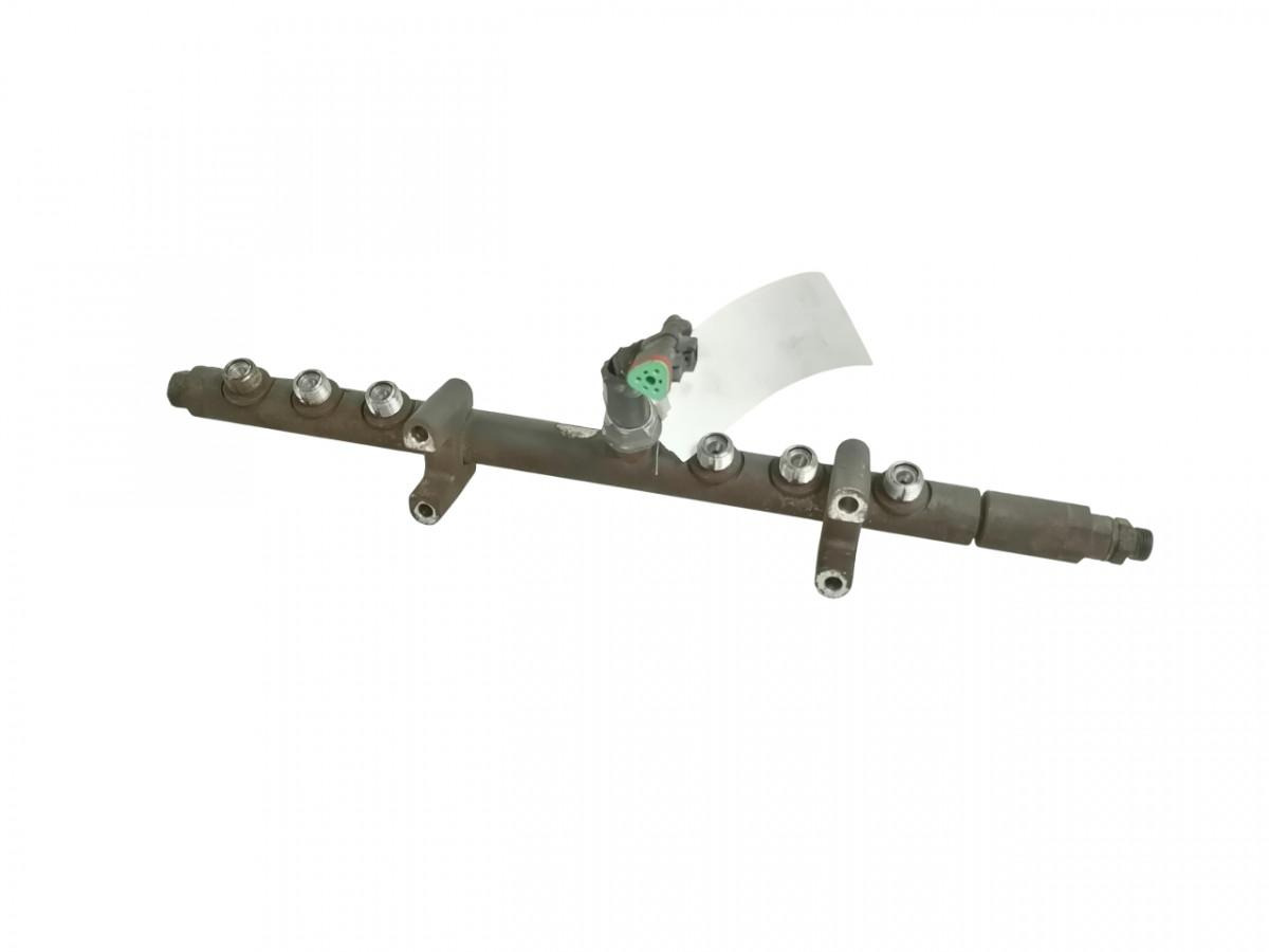 Scania Fuel collector 2002833 - Sistemi i karburantit për Kamioni: foto 1 Scania Fuel collector 2002833 - Sistemi i karburantit për Kamioni: foto 1