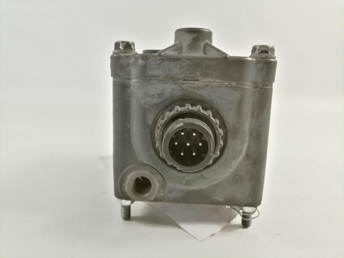 Scania Gearbox control unit 2447369 - Kutia e marsheve dhe pjesë këmbimi për Kamioni: foto 2 Scania Gearbox control unit 2447369 - Kutia e marsheve dhe pjesë këmbimi për Kamioni: foto 2