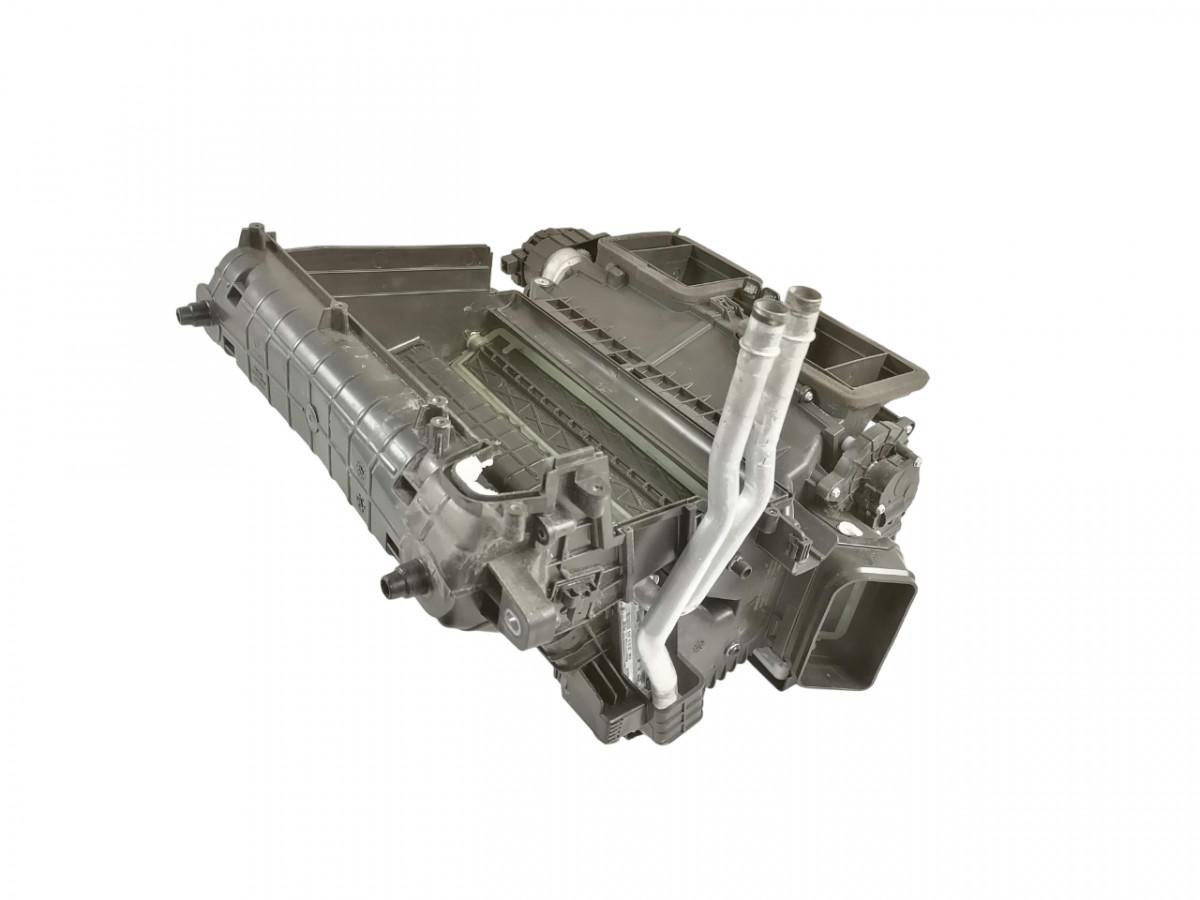 Scania Heating unit 2878950 - Pjesa universale për Kamioni: foto 1 Scania Heating unit 2878950 - Pjesa universale për Kamioni: foto 1