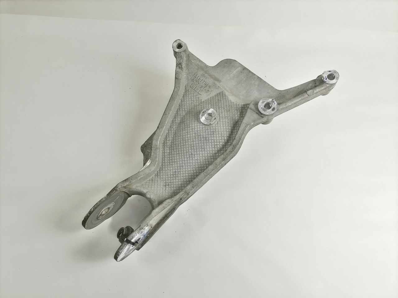 Scania Kabiini õhkpadja kandur 1912828 - Suspension i kabinës për Kamioni: foto 4 Scania Kabiini õhkpadja kandur 1912828 - Suspension i kabinës për Kamioni: foto 4