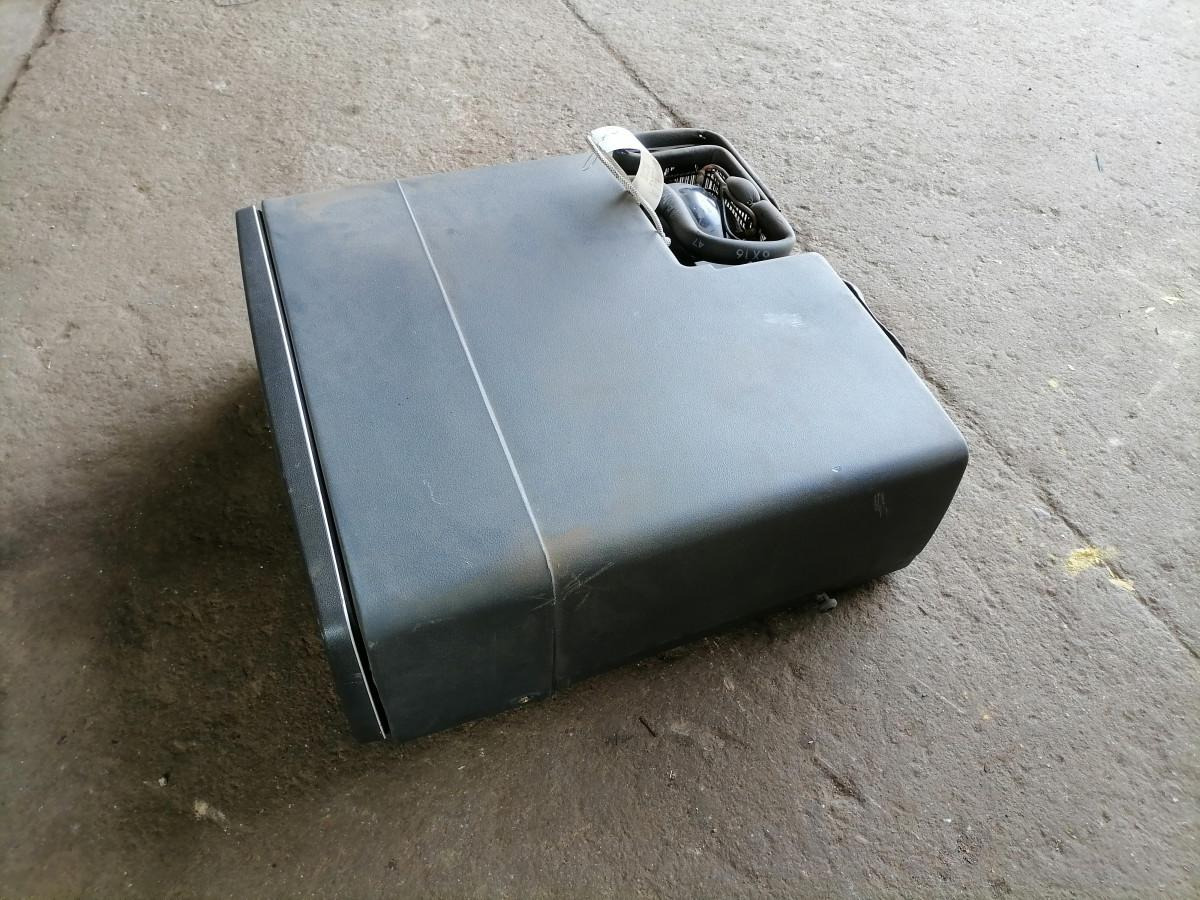 Scania Refigerator 1906067 - Pjesa universale për Kamioni: foto 4 Scania Refigerator 1906067 - Pjesa universale për Kamioni: foto 4