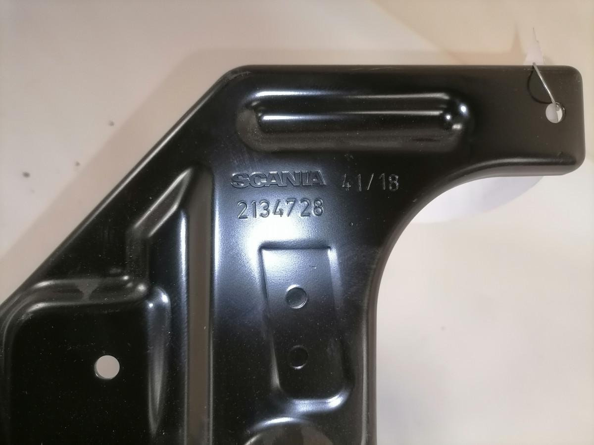 Scania Salongi kronstein 2134728 - Pjesa universale për Kamioni: foto 4 Scania Salongi kronstein 2134728 - Pjesa universale për Kamioni: foto 4