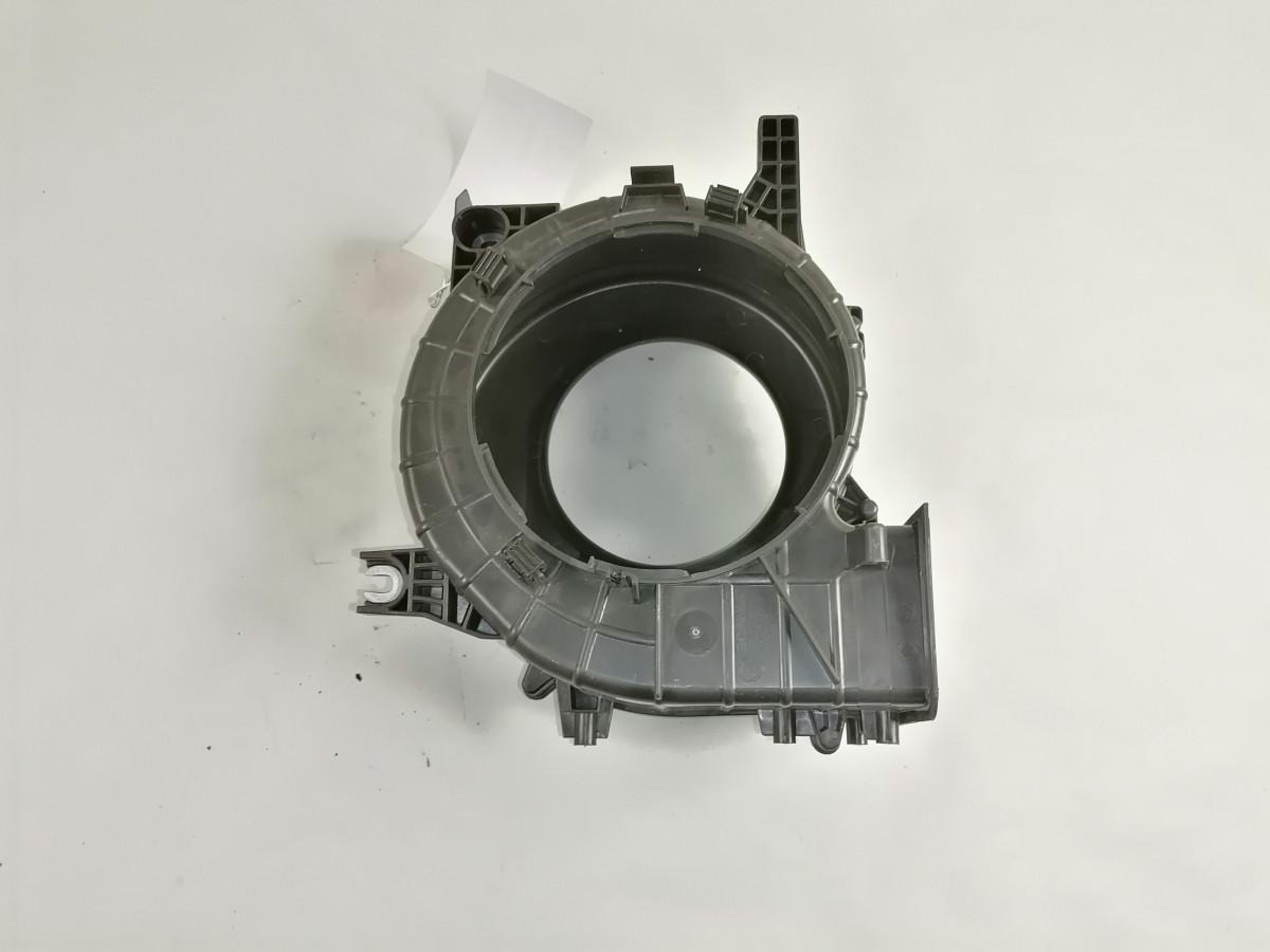 Scania Salongisoojenduse ventilaatori korpus 2301516 - Ngrohja/ Ventilimi për Kamioni: foto 3 Scania Salongisoojenduse ventilaatori korpus 2301516 - Ngrohja/ Ventilimi për Kamioni: foto 3