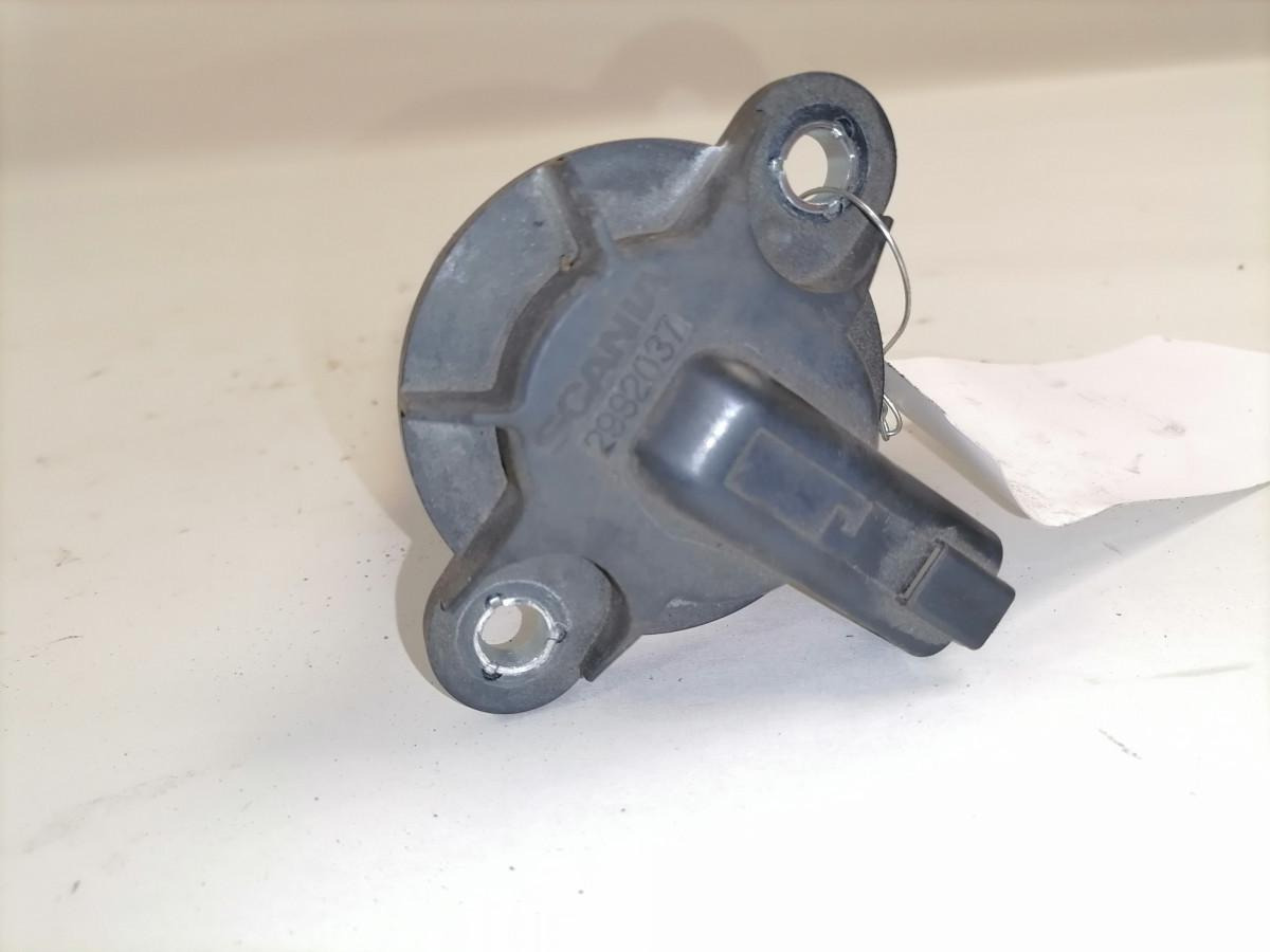 Scania Süütepool 2992037 - Pompa e karburantit për Kamioni: foto 3 Scania Süütepool 2992037 - Pompa e karburantit për Kamioni: foto 3