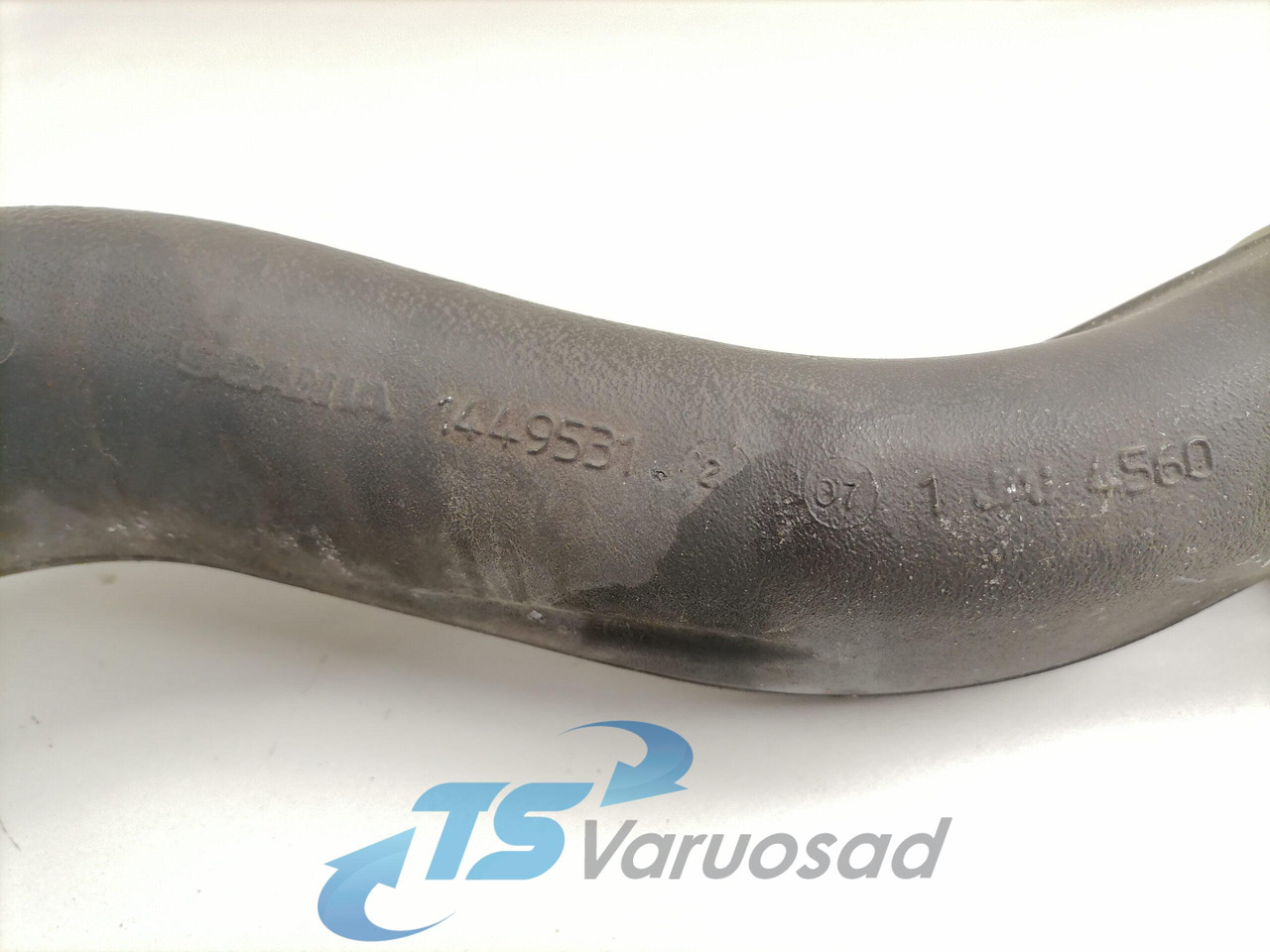 Scania intercooler pipe 1449531 - Ftohësi i ndërmjetëm për Kamioni: foto 2 Scania intercooler pipe 1449531 - Ftohësi i ndërmjetëm për Kamioni: foto 2