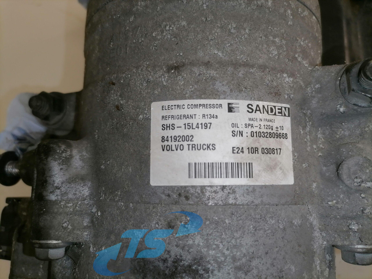 Volvo A/C compressor 84192002 - Ngrohja/ Ventilimi për Kamioni: foto 4 Volvo A/C compressor 84192002 - Ngrohja/ Ventilimi për Kamioni: foto 4