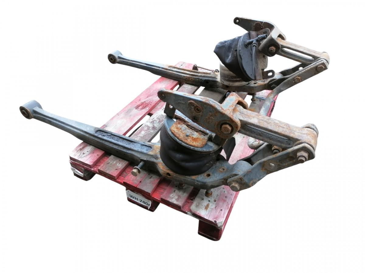 Volvo Air spring bracket 82054188 - Pezullimi i ajrit për Kamioni: foto 1 Volvo Air spring bracket 82054188 - Pezullimi i ajrit për Kamioni: foto 1