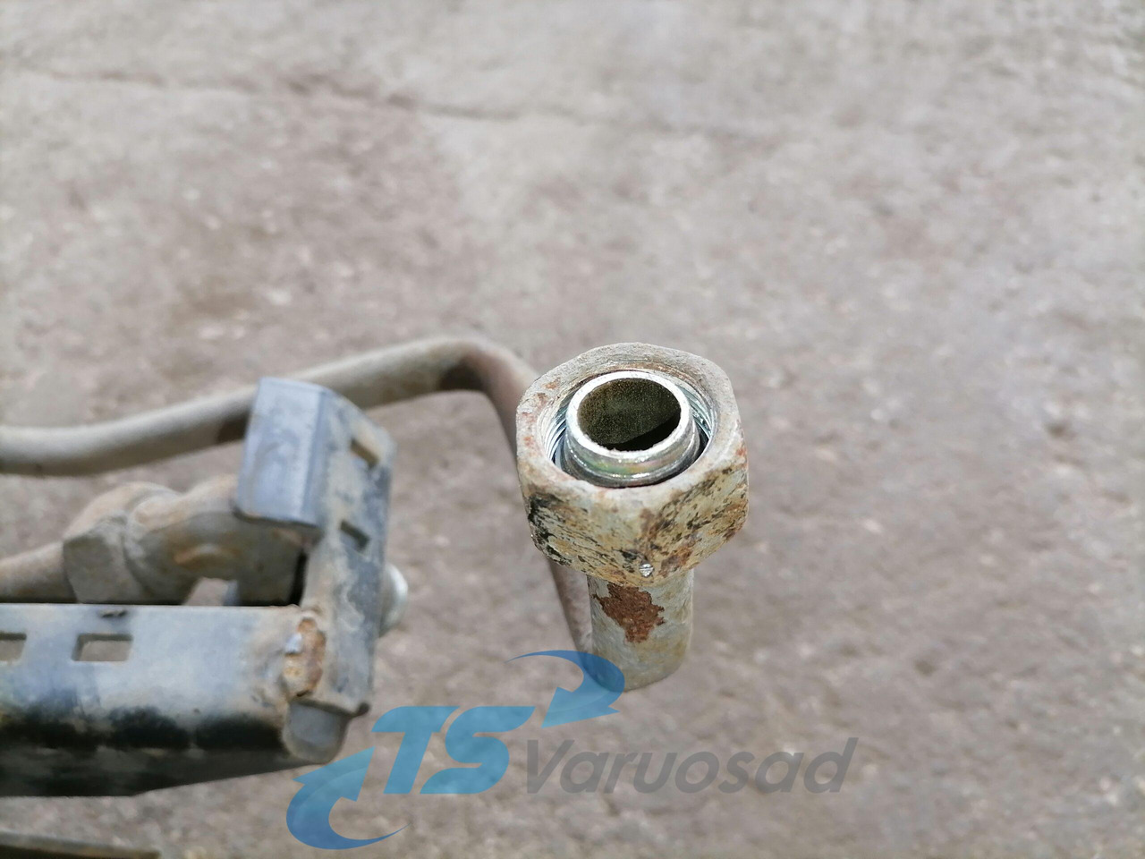 Volvo Battery box 82242391 - Bateria për Kamioni: foto 5 Volvo Battery box 82242391 - Bateria për Kamioni: foto 5