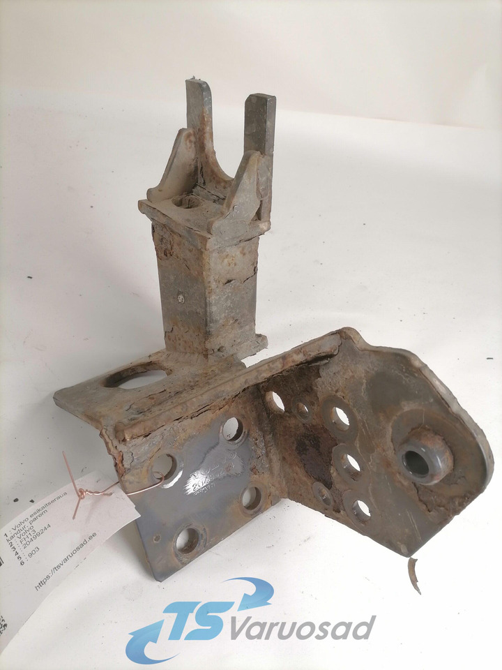 Volvo Bumper bracket 20499244 - Parakolp për Kamioni: foto 1 Volvo Bumper bracket 20499244 - Parakolp për Kamioni: foto 1