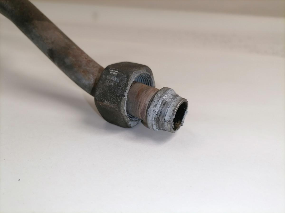 Volvo Compressor air pipe 22311001 - Kompresori i ajrit të frenave për Kamioni: foto 3 Volvo Compressor air pipe 22311001 - Kompresori i ajrit të frenave për Kamioni: foto 3