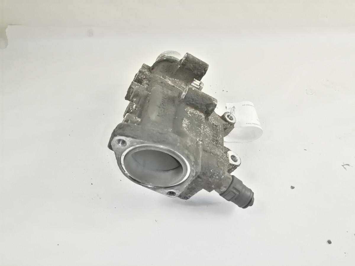 Volvo Coolant pipe 21813121 - Sistemi i ftohjes për Kamioni: foto 2 Volvo Coolant pipe 21813121 - Sistemi i ftohjes për Kamioni: foto 2