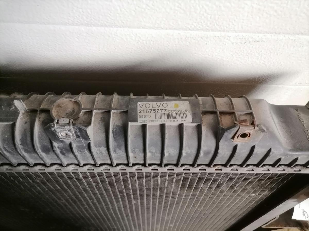 Volvo Cooling radiator 21675277 - Radiatori për Kamioni: foto 4 Volvo Cooling radiator 21675277 - Radiatori për Kamioni: foto 4