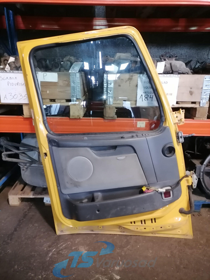 Volvo Door 20360542 - Derë dhe pjesë këmbimi për Kamioni: foto 2 Volvo Door 20360542 - Derë dhe pjesë këmbimi për Kamioni: foto 2