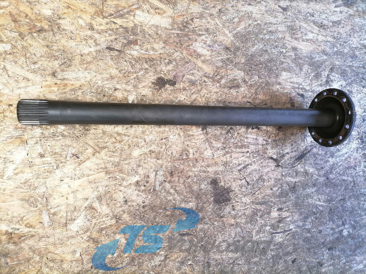 Volvo Drive shaft 1524627 - Boshti i transmisionit për Kamioni: foto 2 Volvo Drive shaft 1524627 - Boshti i transmisionit për Kamioni: foto 2